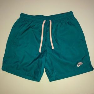 Nike Sportswear Woven Shorts.